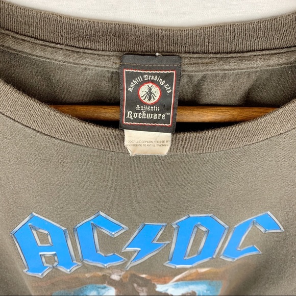 AC/DC Anthill Auth. Rockwear '07 Angus Young Tee - Picture 7 of 12